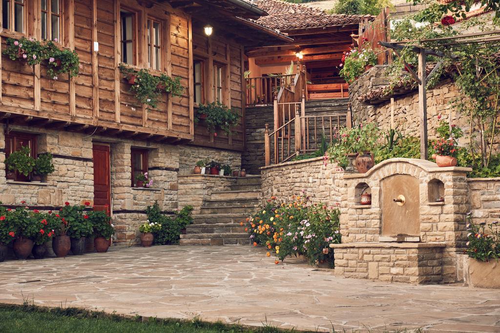 Yovina House زيرافنا المظهر الخارجي الصورة